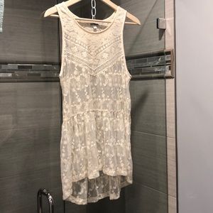 EXPRESS Lace Sheer Top (Size M)